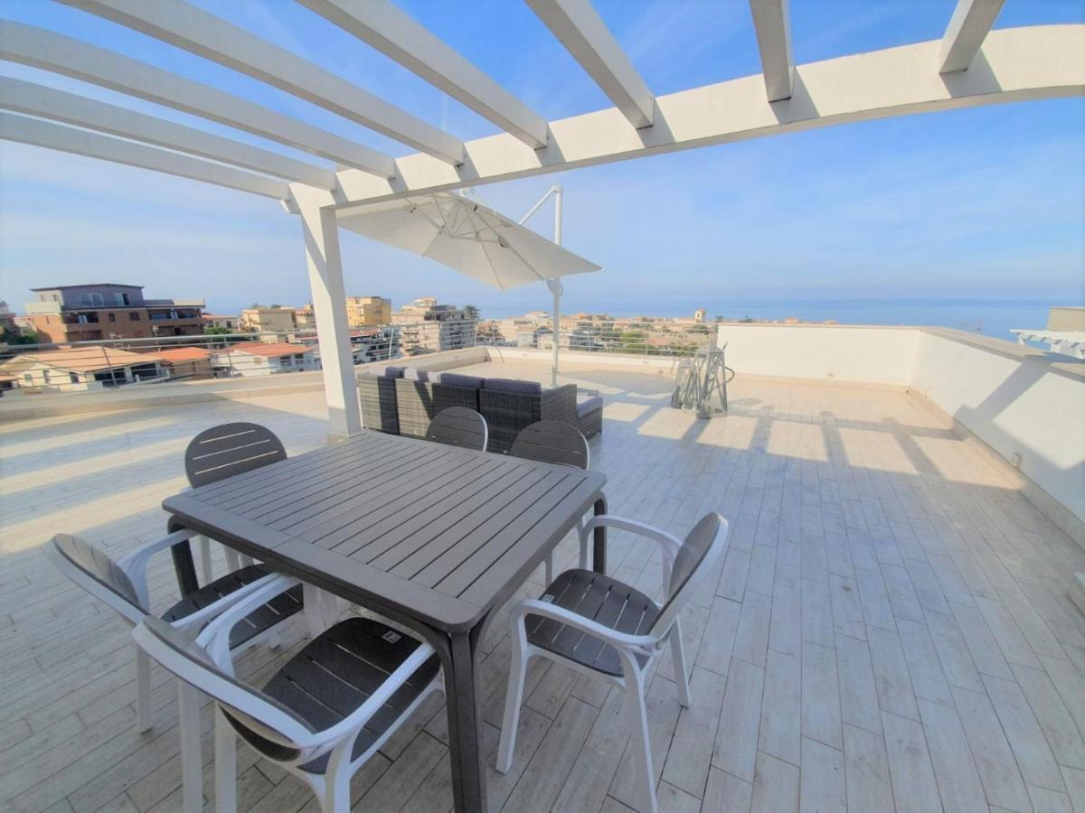 Sapphire Penthouse Apartamento Tropea Exterior foto