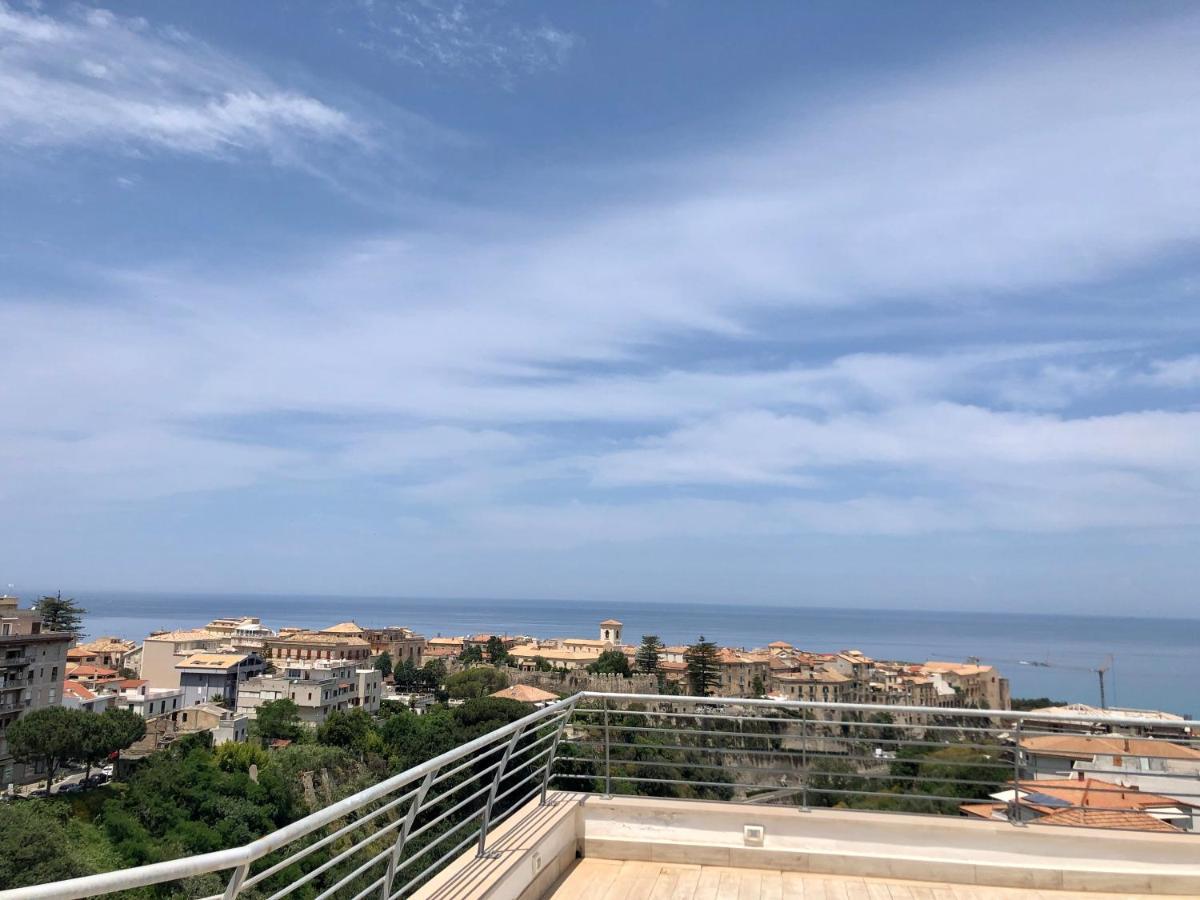 Sapphire Penthouse Apartamento Tropea Exterior foto